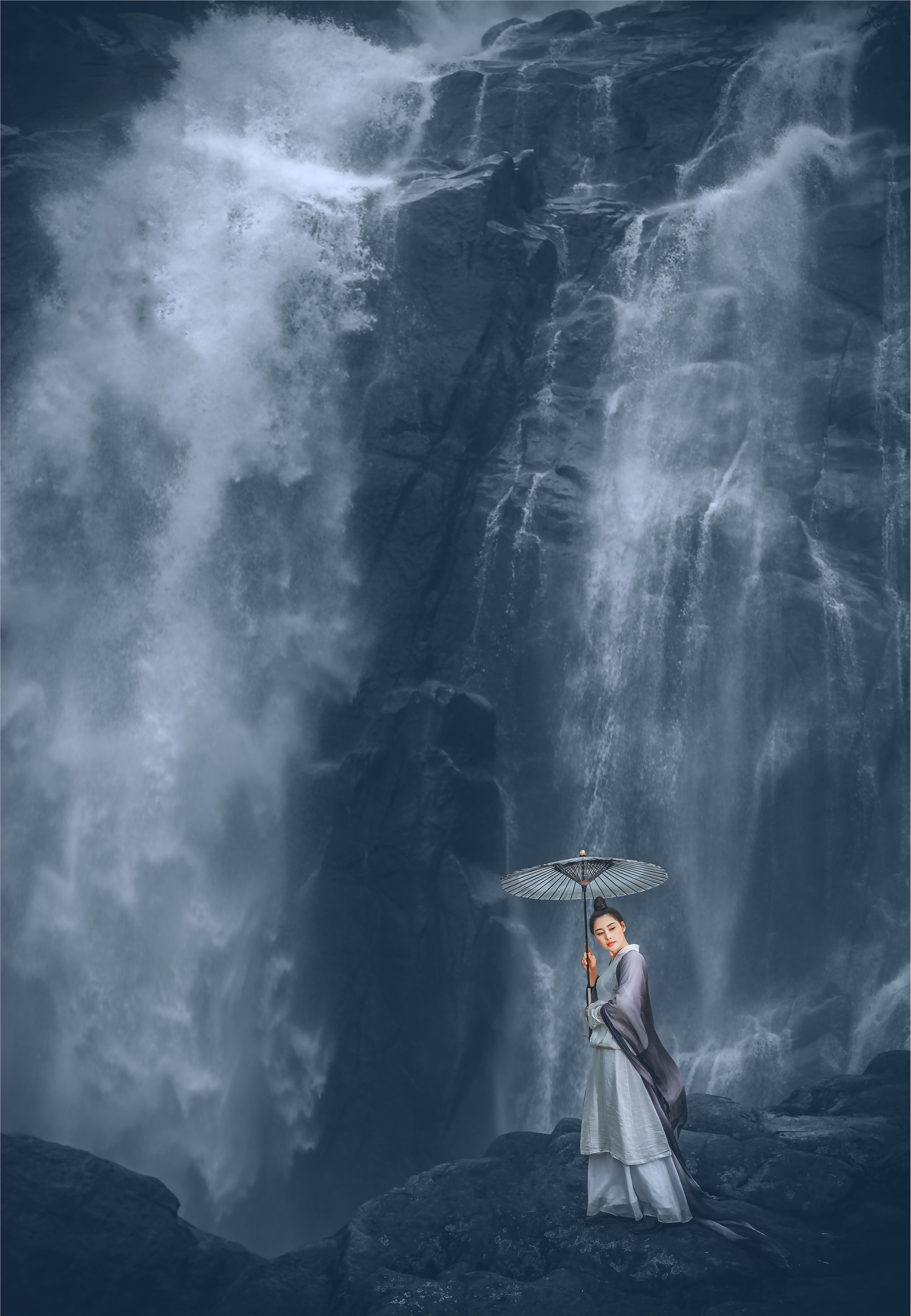 YITUYU艺图语 2021.08.06 水清酿酒，墨浅弄云 敏敏